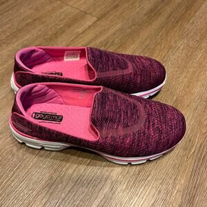 SKECHERS womens shoes Sz 7.5